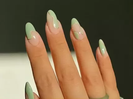 Five Trendiest Nail Color Ideas for May, From Corals to Jellies